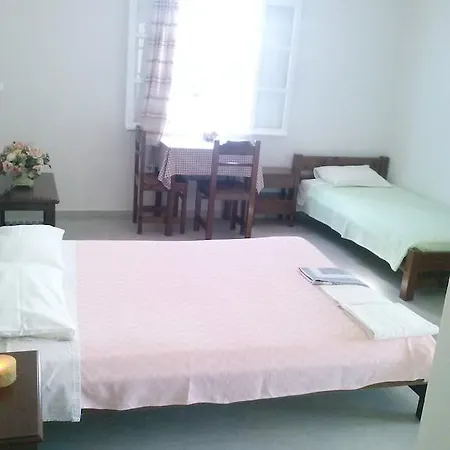 Aparthotel Isalos Mikri Vigla
